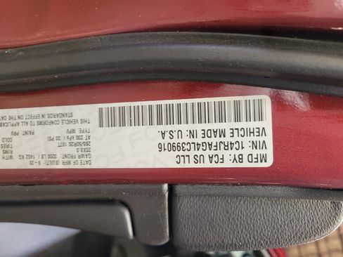 Used 2020 Jeep Grand Cherokee Altitude AWD/4WD image 33