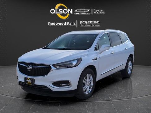 Used 2019 Buick Enclave Essence image 1