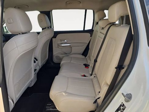 Used 2020 Mercedes-Benz GLB 250 4MATIC image 13