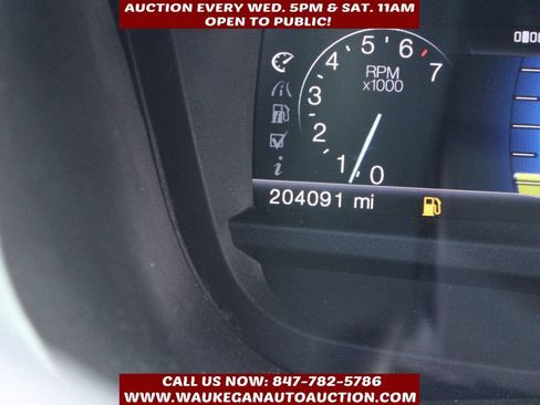 Used 2013 Ford Explorer Limited AWD/4WD image 9