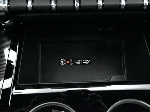 New 2026 GMC Yukon XL Elevation w/ Elevation Premium Package AWD/4WD image 16