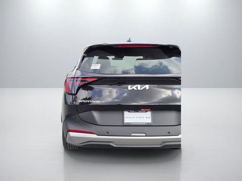New 2026 Kia Sportage LX image 8