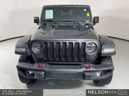 Used 2020 Jeep Wrangler Unlimited Rubicon AWD/4WD image 2