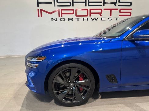 Used 2022 Genesis G70 3.3T w/ Sport Prestige Package AWD/4WD image 3