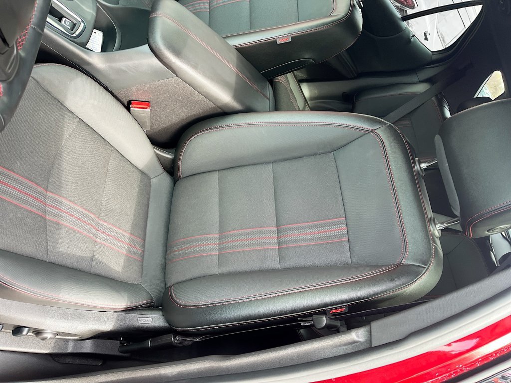 Used 2024 Chevrolet Equinox RS w/ LPO, Floor Liner Package AWD/4WD image 19
