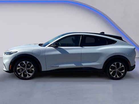 Used 2022 Ford Mustang Mach-E Premium image 13