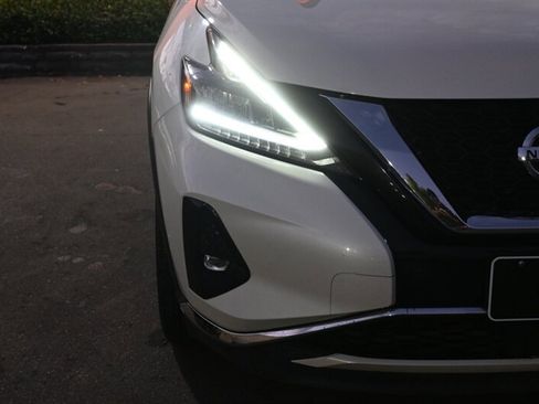 Used 2021 Nissan Murano SL w/ SL Moonroof Package image 3