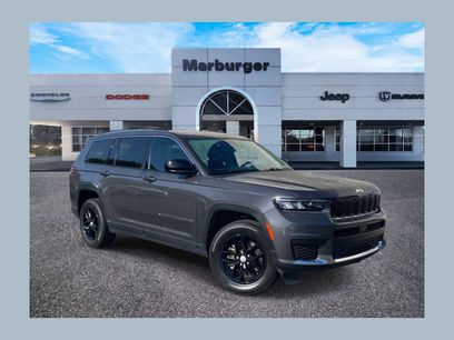 Used 2023 Jeep Grand Cherokee L Laredo