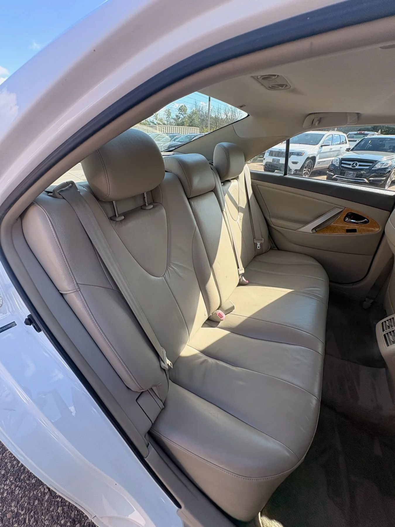 Used 2007 Toyota Camry XLE FWD image 31