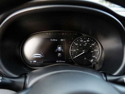 Used 2021 Nissan Kicks SV image 18