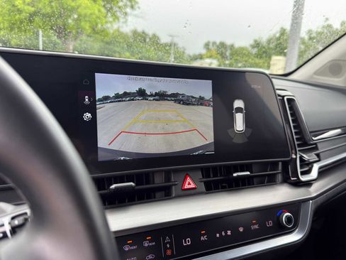 Certified 2024 Kia Sportage EX FWD image 13