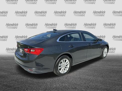Used 2018 Chevrolet Malibu LT image 10