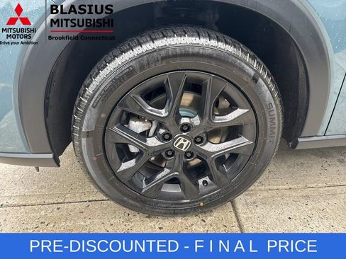 Used 2023 Honda HR-V Sport image 12