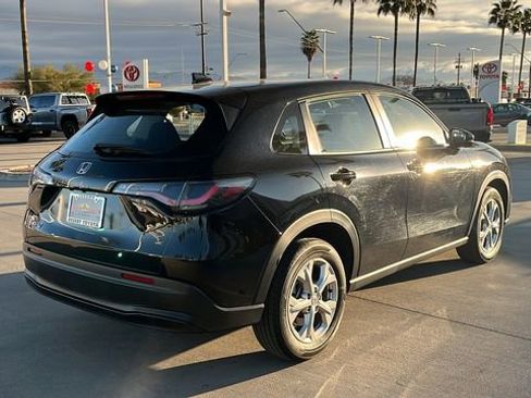 Used 2025 Honda HR-V LX image 25