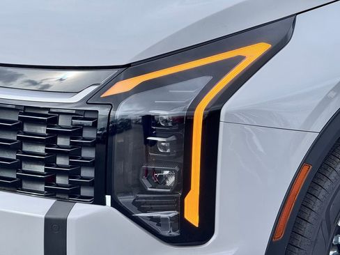 New 2026 Kia Sportage S image 10