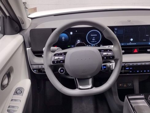 New 2026 Hyundai Ioniq 5 SEL AWD/4WD image 32