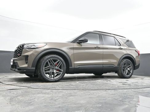 New 2026 Ford Explorer ST w/ Sun And Sound Package AWD/4WD image 68