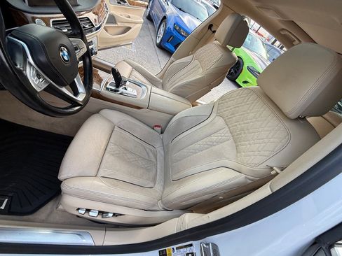 Used 2018 BMW 750i xDrive image 24