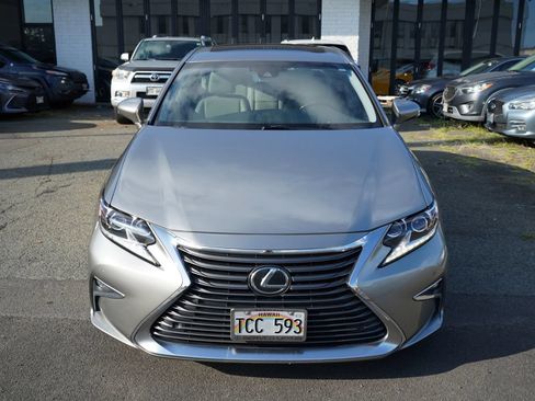 Used 2017 Lexus ES 350 FWD image 4