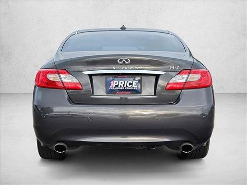 Used 2013 INFINITI M37 w/ Premium Pkg RWD image 6