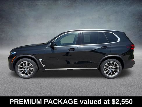 Used 2024 BMW X5 xDrive40i w/ Premium Package AWD/4WD image 2