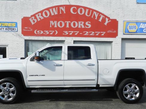 Used 2017 GMC Sierra 2500 Denali w/ Duramax Plus Package image 1
