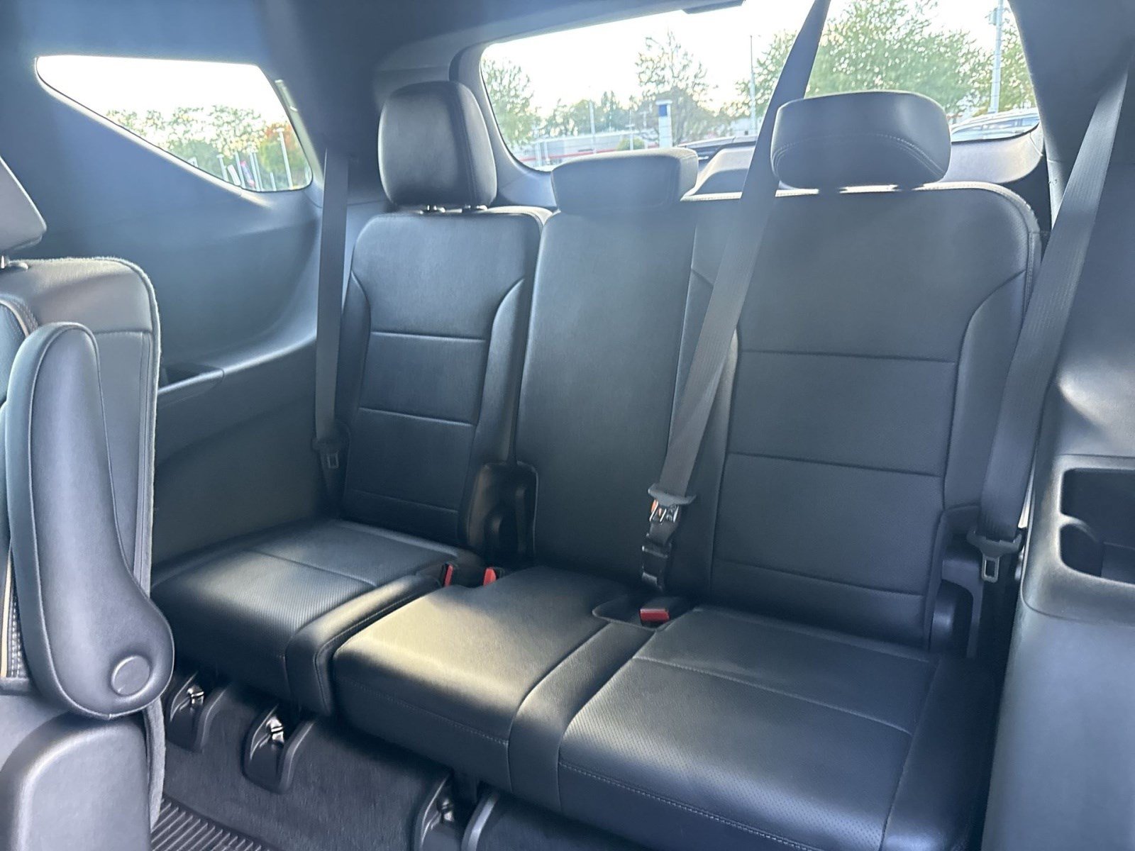 Used 2026 Chevrolet Traverse High Country w/ LPO, Floor Liner Package AWD/4WD image 24