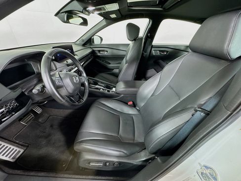 Used 2023 Honda Accord Sport image 10