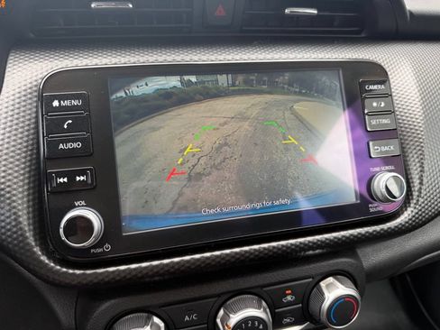 Used 2023 Nissan Kicks SV FWD image 5