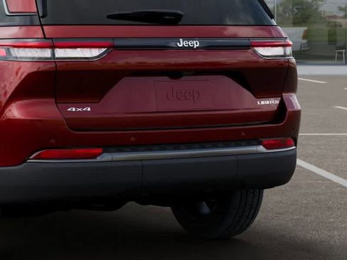 New 2026 Jeep Grand Cherokee Limited w/ Limited Altitude Package image 13