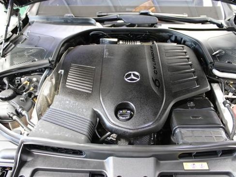Used 2022 Mercedes-Benz S 500 4MATIC w/ AMG Line Package image 29