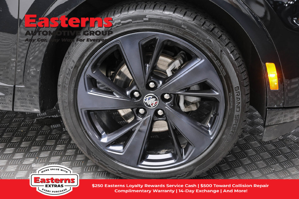 Used 2023 Buick Envision Essence w/ Sport Touring Package FWD image 33