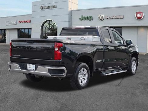 Used 2020 Chevrolet Silverado 1500 LT AWD/4WD image 7