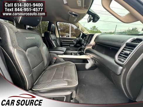 Used 2019 RAM 1500 Laramie AWD/4WD image 30