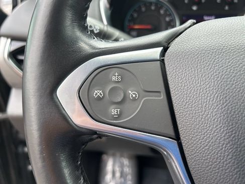 Used 2021 Chevrolet Traverse LT w/ LT Premium Package FWD image 29
