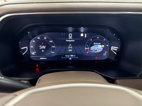 Used 2022 GMC Yukon Denali image 24