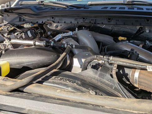 Used 2023 Ford F250 Lariat w/ Lariat Ultimate Package image 40