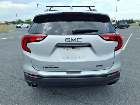 Certified 2020 GMC Terrain SLT w/ Preferred Package AWD/4WD image 5