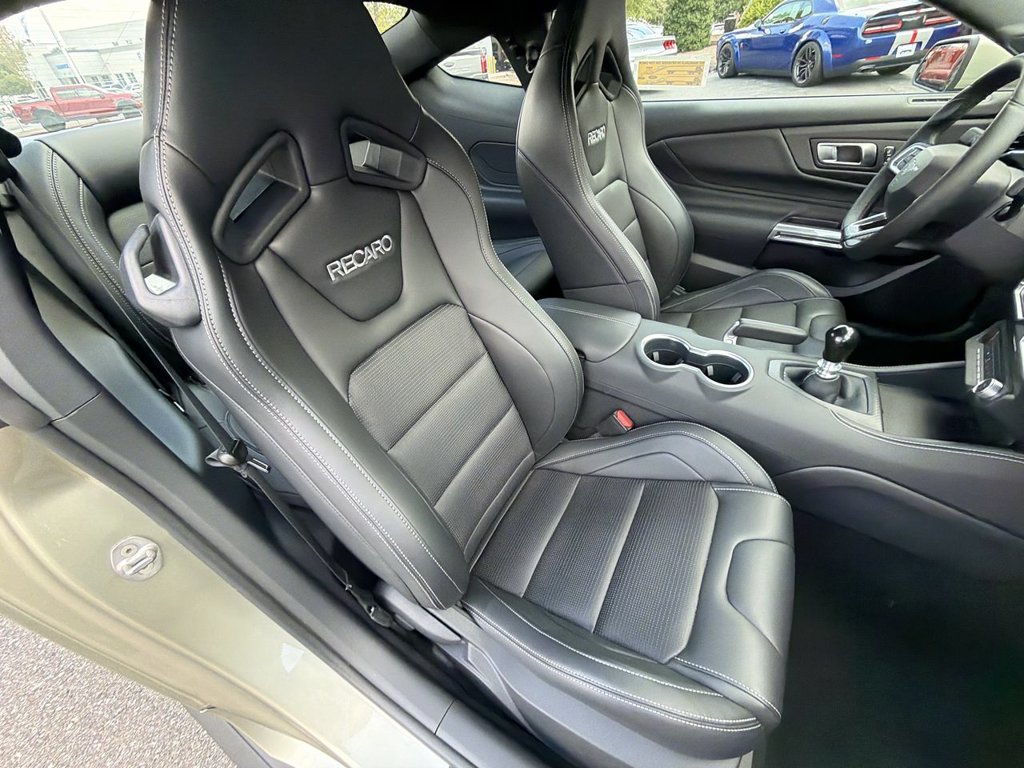 New 2026 Ford Mustang GT Premium w/ GT Performance Package RWD image 26