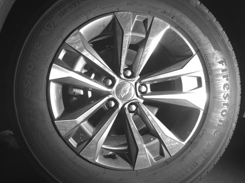 Used 2025 Chevrolet Equinox LT image 12