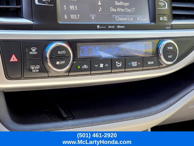Used 2018 Toyota Highlander XLE FWD image 26
