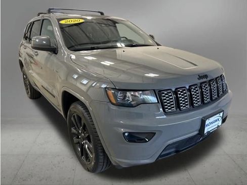 Used 2020 Jeep Grand Cherokee Altitude AWD/4WD image 8