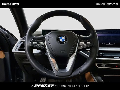 Used 2026 BMW X5 sDrive40i w/ Premium Package RWD image 6