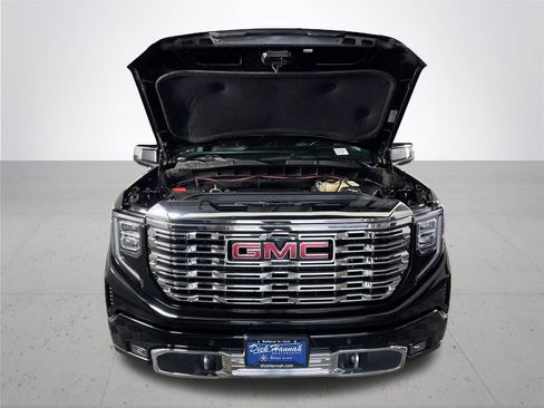 Used 2022 GMC Sierra 1500 Denali w/ Denali Reserve Package image 23