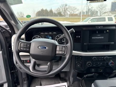 New 2026 Ford F550 4x4 Supercab Super Duty image 16