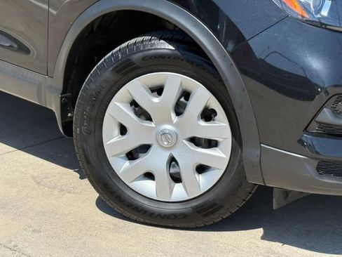 Used 2020 Nissan Rogue Sport S FWD image 2