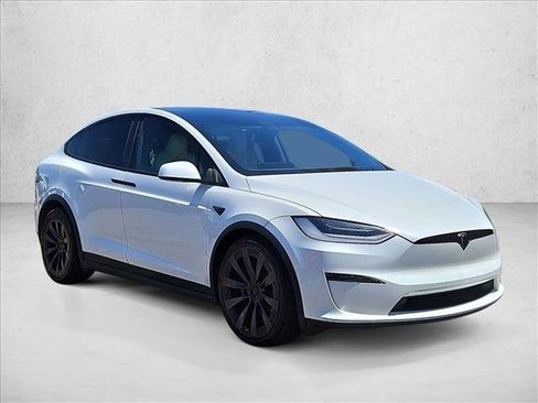 Used 2022 Tesla Model X Plaid AWD/4WD image 3