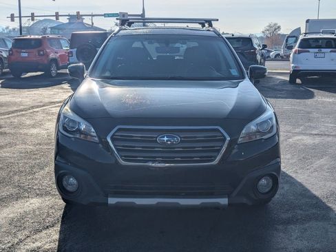 Used 2017 Subaru Outback 3.6R Touring w/ Popular Package #5A image 10
