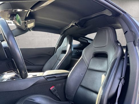 Used 2016 Chevrolet Corvette Stingray Coupe image 10