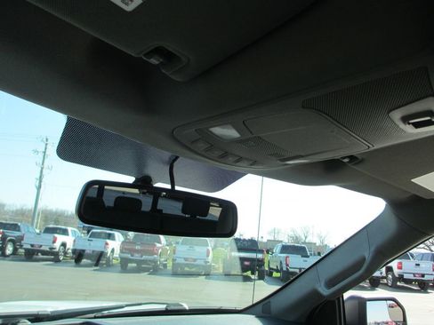 Used 2015 Ford F150 XLT w/ Equipment Group 302A Luxury AWD/4WD image 30